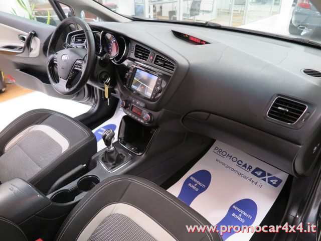 KIA CEE'D 1.6 CRDI 110 CV 5 PORTE HIGH TEC - foto 9