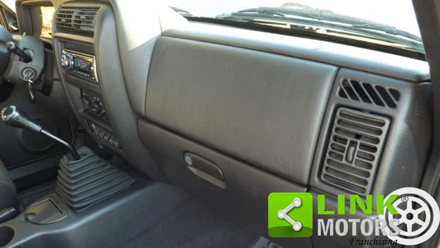 JEEP CHEROKEE CLASSIC 2.5 TD 4 X4 BEN TENUTO - foto 39