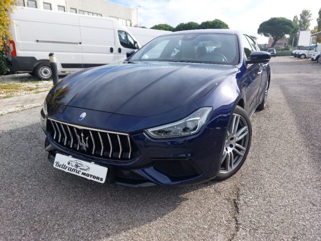 MASERATI GHIBLI V6 DIESEL GRANLUSSO IVA ESPOSTA