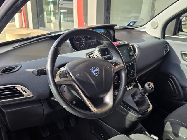 LANCIA YPSILON 1.0 FIREFLY 5 PORTE S&S HYBRID E - foto 27