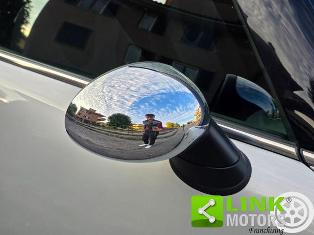 MINI COOPER D MINI III R56 1.6 112CV FL - foto 30