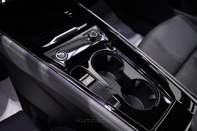 AUDI Q3 SPB TDI 110 KW S TRONIC LAUNCH E - foto 18