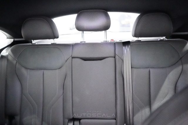 AUDI Q3 SPB TDI 110 KW S TRONIC LAUNCH E - foto 23