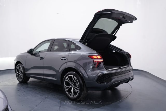 AUDI Q3 SPB TDI 110 KW S TRONIC LAUNCH E - foto 34