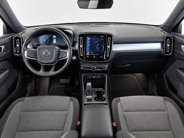 VOLVO XC40 T4 RECHARGE PLUG-IN HYBRID INSCR - foto 7