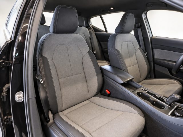 VOLVO XC40 T4 RECHARGE PLUG-IN HYBRID INSCR - foto 10