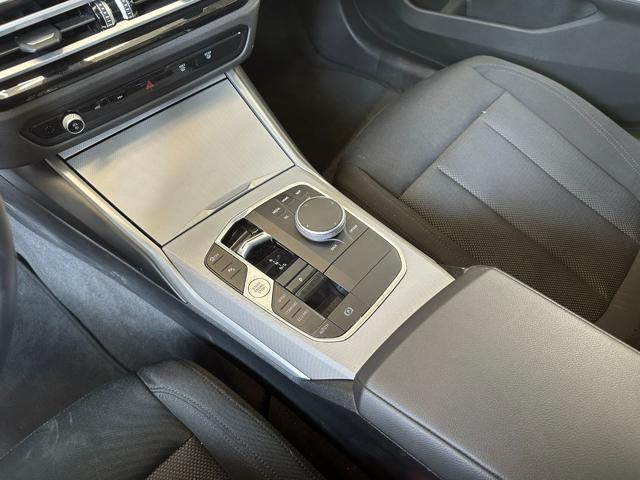 BMW 318 D 48V TOURING - foto 17