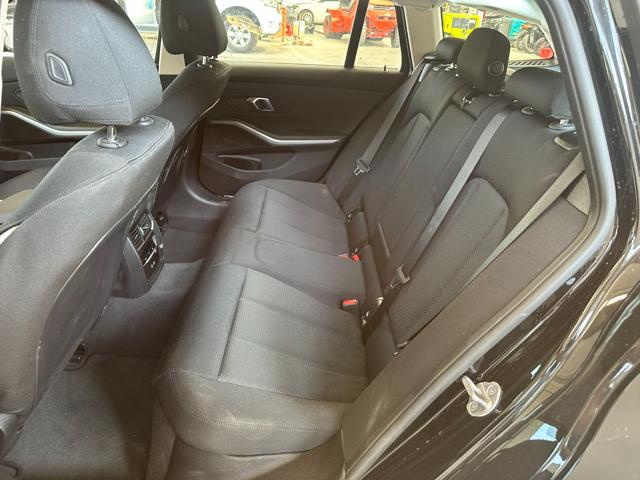 BMW 318 D 48V TOURING - foto 12