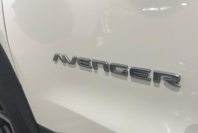 JEEP AVENGER 1.2 TURBO 100 CV MHEV SUMMIT TET - foto 3