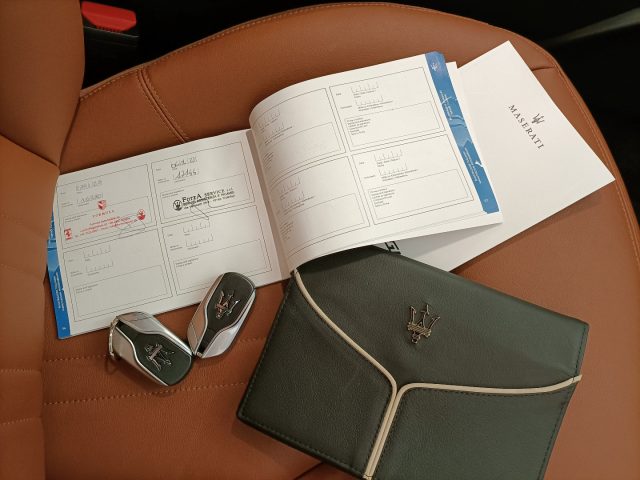 MASERATI GHIBLI V6 430 CV Q4  KM 17500 - foto 6