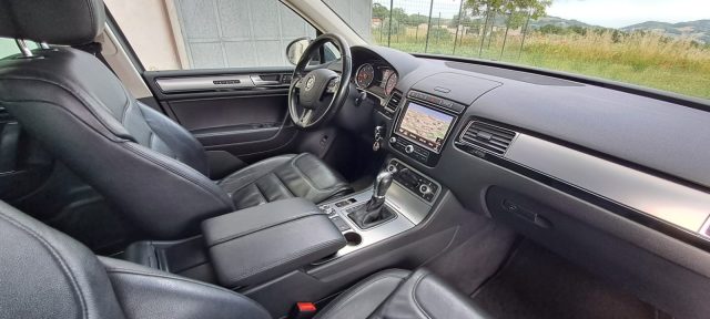 VOLKSWAGEN TOUAREG 3.0 TDI V6 TIPTRONIC BLUEMOTION  - foto 14