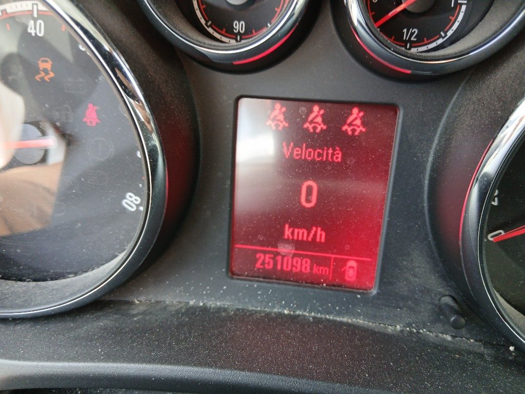 Immagine di OPEL Meriva 1.4 Turbo 120CV GPL Tech del 05/2017 km 251098