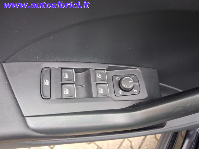 VOLKSWAGEN T-CROSS 1.0 TSI 110 CV STYLE - foto 12