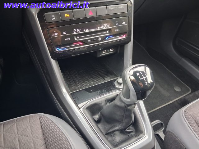 VOLKSWAGEN T-CROSS 1.0 TSI 110 CV STYLE - foto 29