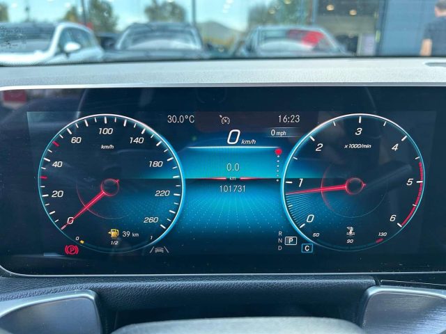 MERCEDES-BENZ GLB 180 - X247 2019 180 D SPORT 8G-DCT - foto 7