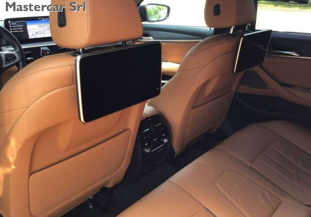 BMW 545 G30 BERLINA LCI 545E XDRIVE MSPO - foto 11