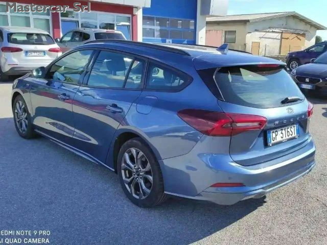 FORD FOCUS SW 1.0 E/BOOST H ST-LINE DESIGN  - foto 4