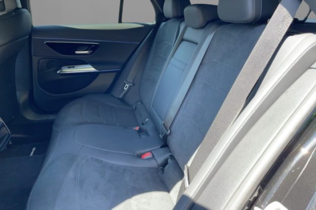 MERCEDES-BENZ E 220 D MILD HYBRID 4MATIC S.W. AMG LI - foto 8