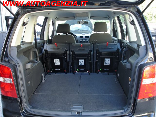 VOLKSWAGEN TOURAN 1.9 TDI 105CV 7 POSTI - foto 15