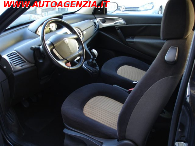 LANCIA YPSILON 1.4 RISTYLING IMP. GPL - foto 12