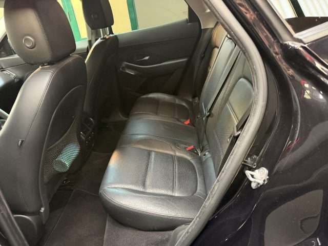 JAGUAR E-PACE 2.0D 150 CV AWD AUT. R-DYNAMIC H - foto 8