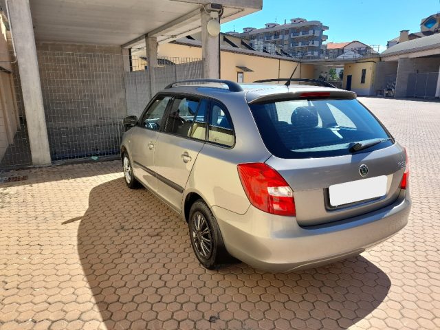 SKODA FABIA 1.2 - foto 6