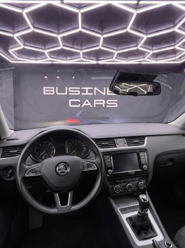 SKODA OCTAVIA 1.5 DSG WAGON AMBITION G-TEC - foto 8