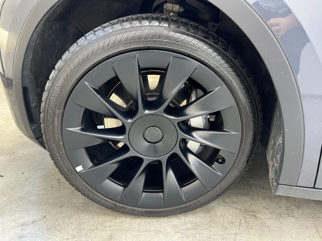 TESLA MODEL Y LONG RANGE AWD - foto 13