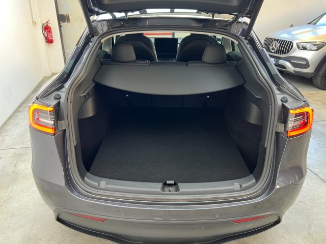 TESLA MODEL Y LONG RANGE AWD - foto 17
