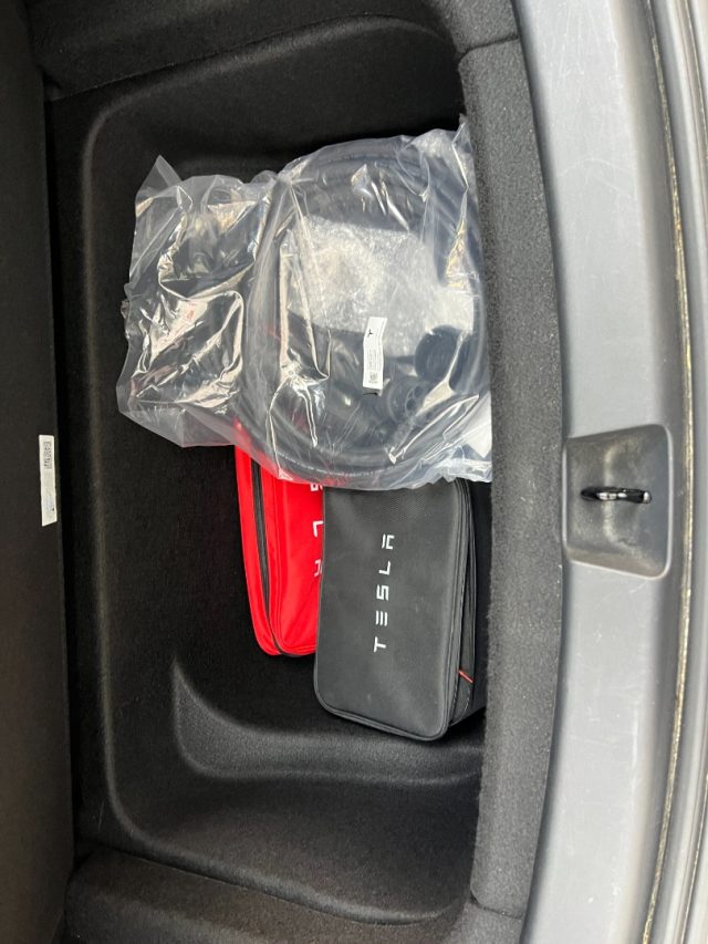 TESLA MODEL Y LONG RANGE AWD - foto 18