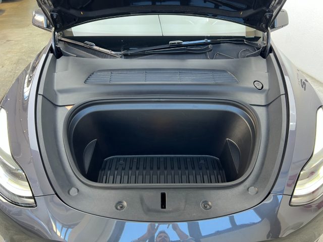 TESLA MODEL Y LONG RANGE AWD - foto 20