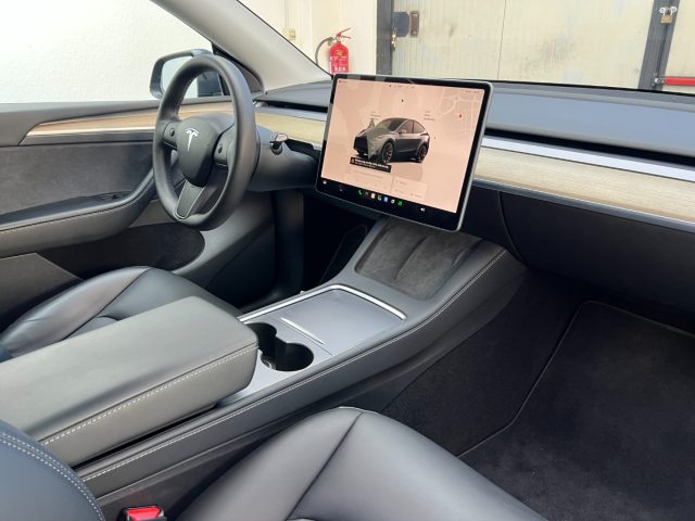 TESLA MODEL Y LONG RANGE AWD - foto 6