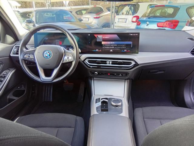 BMW 320 E TOURING - foto 17