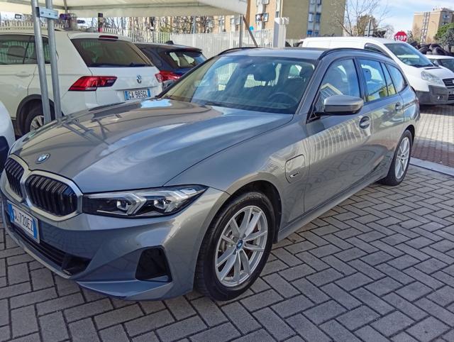 BMW 320 E TOURING - foto 11