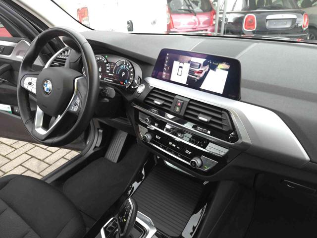 BMW X3 XDRIVE30E - foto 19