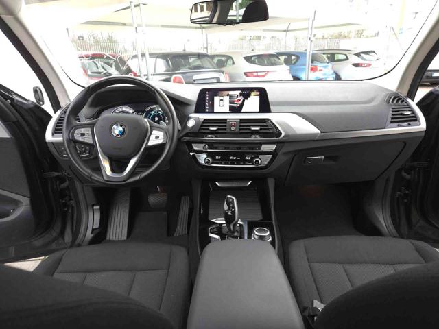 BMW X3 XDRIVE30E - foto 17