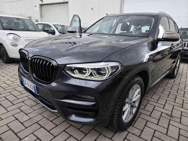 BMW X3 XDRIVE30E - foto 11