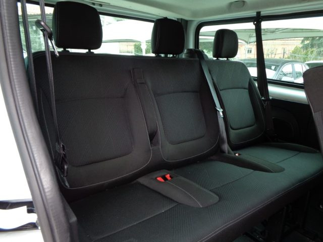 RENAULT TRAFIC T29 2.0 DCI ZEN 120CV L2H1 9POST - foto 7