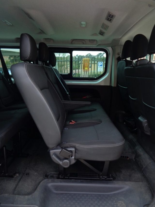 RENAULT TRAFIC T29 2.0 DCI ZEN 120CV L2H1 9POST - foto 8