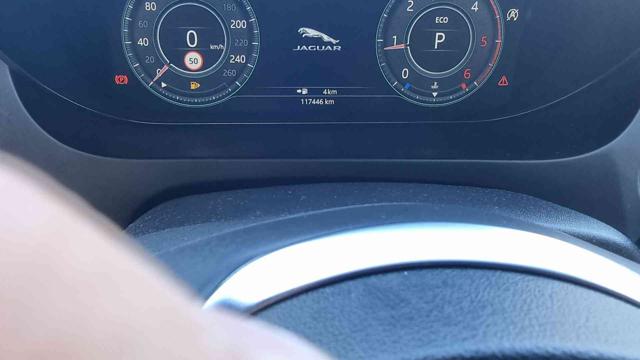 JAGUAR E-PACE 2.0D 150 CV AWD AUT. R-DYNAMIC - foto 11
