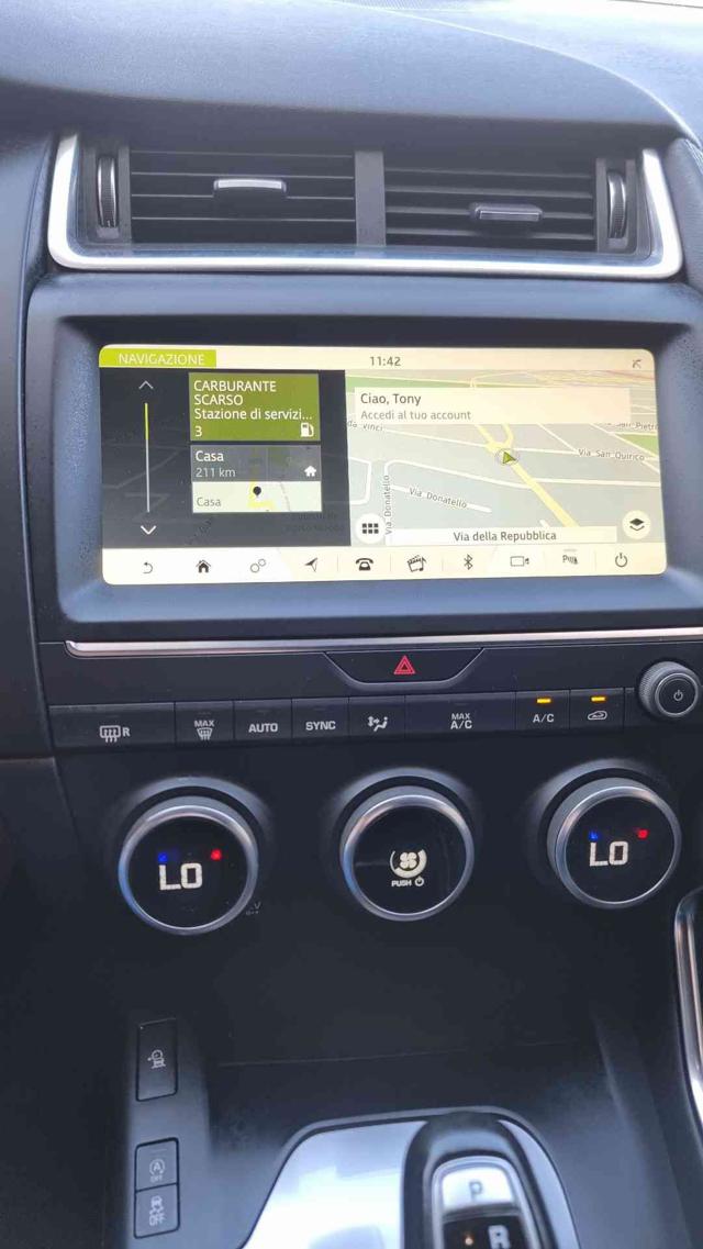 JAGUAR E-PACE 2.0D 150 CV AWD AUT. R-DYNAMIC - foto 10