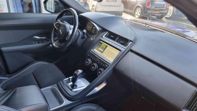 JAGUAR E-PACE 2.0D 150 CV AWD AUT. R-DYNAMIC - foto 16