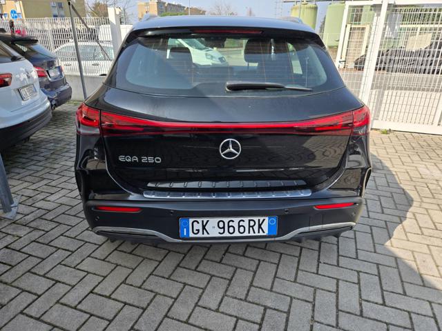 MERCEDES-BENZ EQA 250 PREMIUM PRO - foto 10