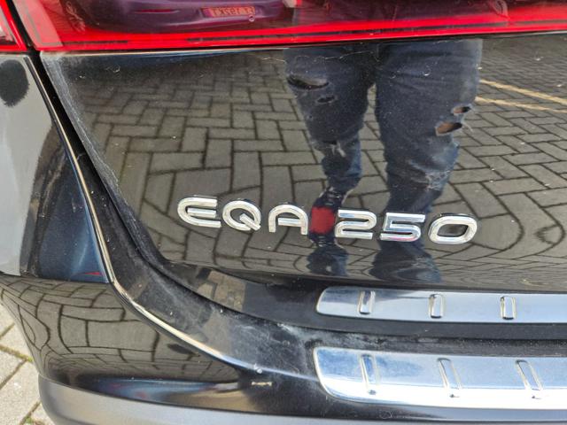 MERCEDES-BENZ EQA 250 PREMIUM PRO - foto 11