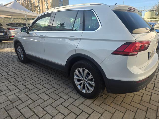 VOLKSWAGEN TIGUAN 1.5 TSI BUSINESS  BLUEMOTION TEC - foto 17