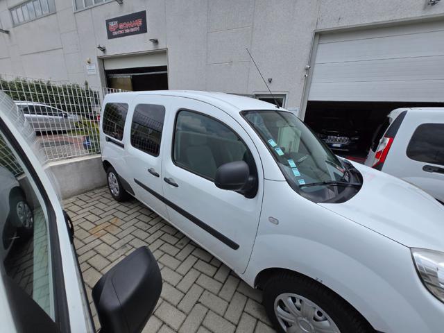 RENAULT KANGOO BLUE DCI 115CV EXPRESS MAXI COMB - foto 33