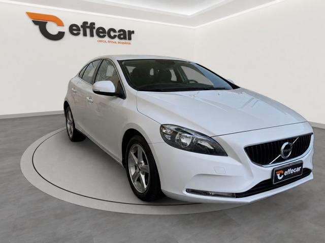 VOLVO V40 D2 KINETIC - foto 3