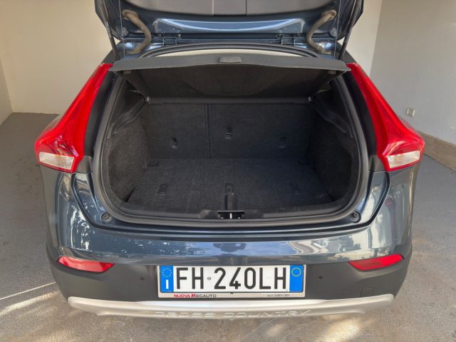 VOLVO V40 CROSS COUNTRY D2 GEARTRONIC - foto 8