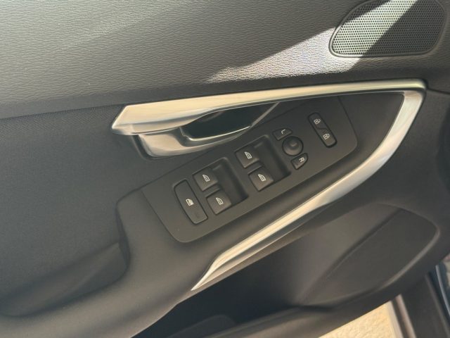 VOLVO V40 CROSS COUNTRY D2 GEARTRONIC - foto 20