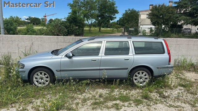 VOLVO V70 V70 II 2000 2.4 D5 OPTIMA TG. CE - foto 3
